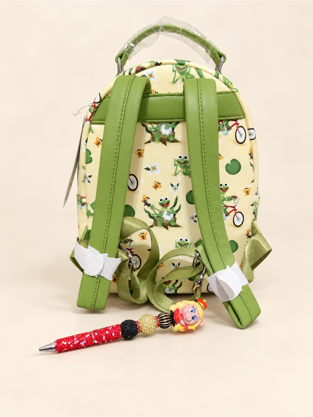 Brand New Disney Parks Loungefly Kermit Mini Backpack + Miss Piggy Pen - Picture 3 of 8